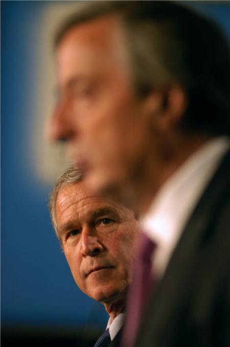 kirchner_nestor_bush_george_07.jpg