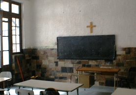 crucifijo11 Cristo es expulsado de las escuelas