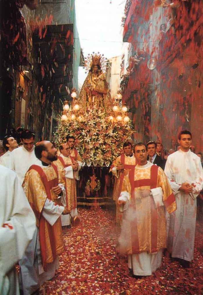procesion-virgen
