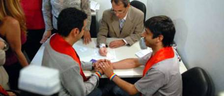 1116_matrimonio_gay_468_tel.jpg_687088226