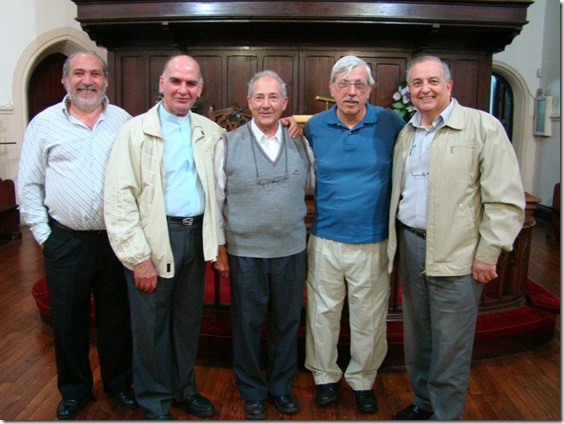 316028_267091176663571_100000880725550_732094_102357728_n