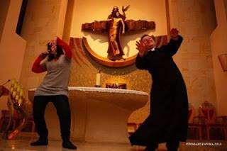 1016827_10201693669893505_756930122_n