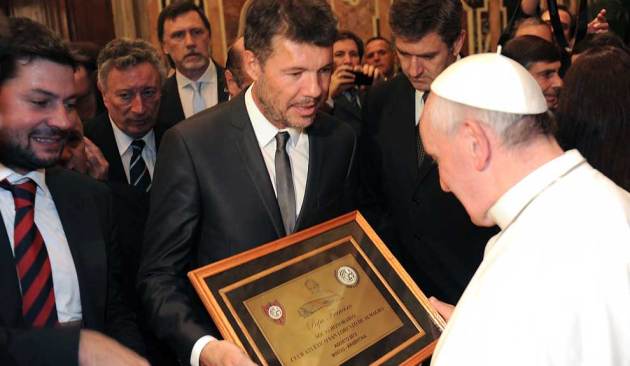tinelli-papa-francisco