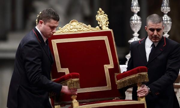trono papa