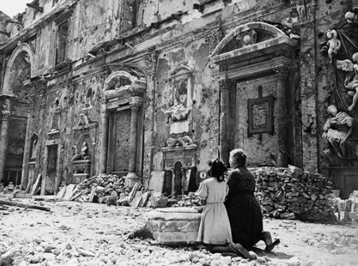 SOLO RESISTIR, HASTA QUE CRISTO VUELVA