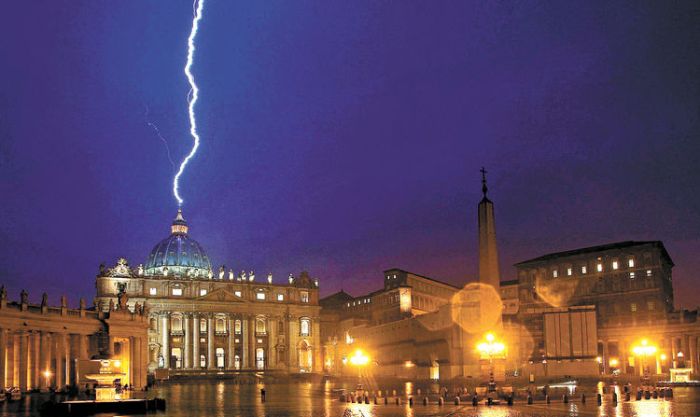 san-pedro-papa-foto-efe_lrzima20130212_0028_4