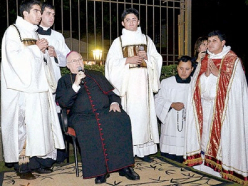 93192bac873eb5643e322efa1c8946de_XL