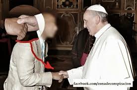 Bergoglio saludo masónico 2