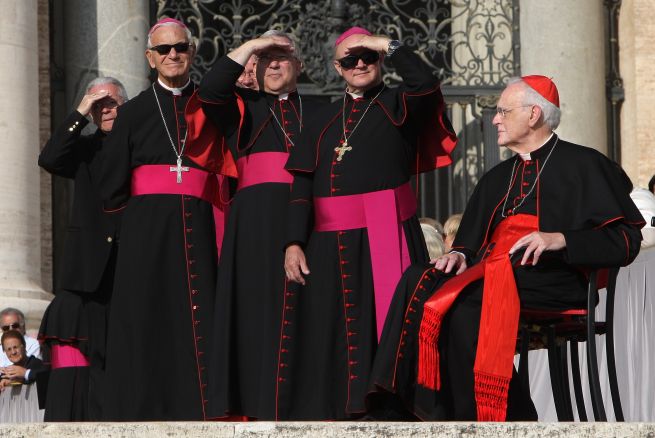 obispos-catolicos_655x438