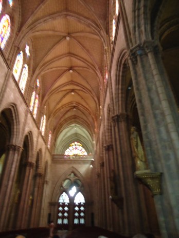 Ecuador Vista Interior Basílica 4