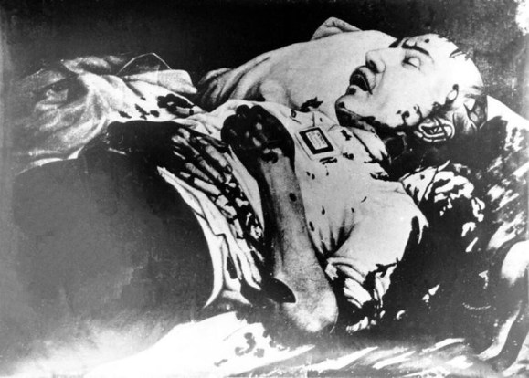 GM - Cuerpo yacente 1