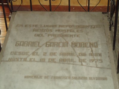 GM - Sepultura placa