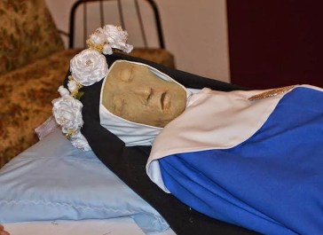 Madre Mariana de Jesus 03