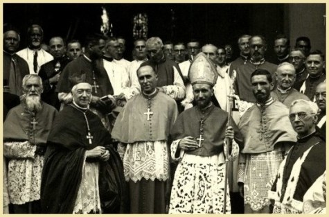 Achille Liénart, en la consagración de Marcel Lefebvre