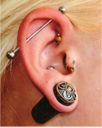 ear_piercing_1_j9vjo