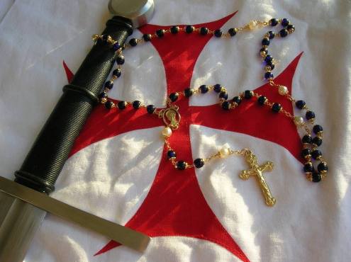 946941_1445688845649843_1485551161_n