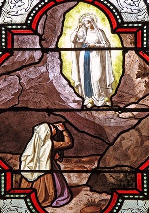 lourdes1