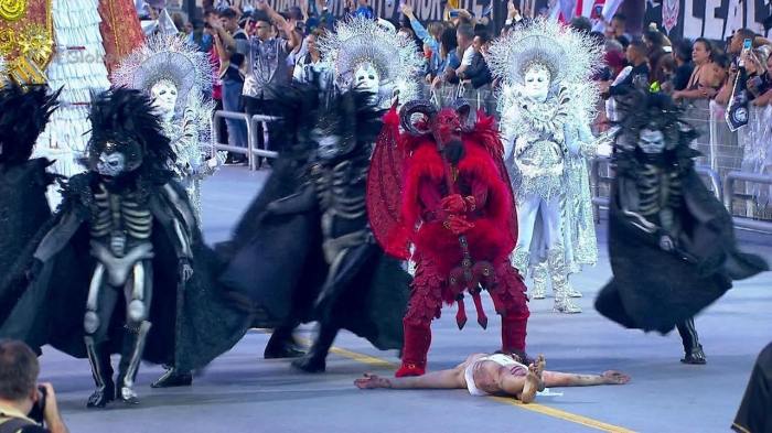 diabo-jesus-no-carnaval-2019.jpg